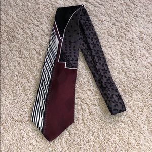 Henry Grethel Tie 100% Italian Silk - Maroon/Black